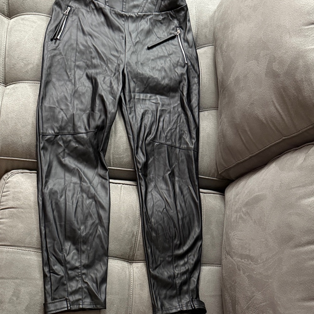 Privy Black Joggers with Zipper Details